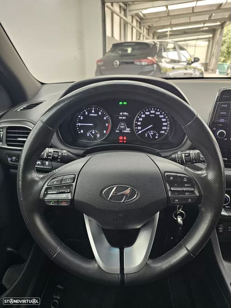 Hyundai i30 SW 1.0 T-GDi Comfort+Navi - 38