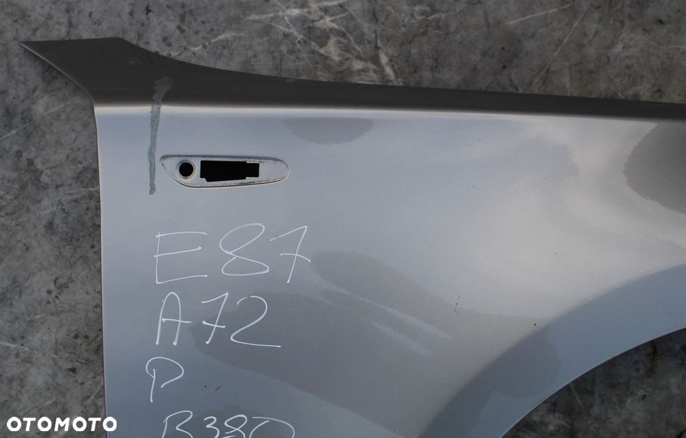 BŁOTNIK PRAWY PRZÓD PRZEDNI BMW E81 E82 E87 E88 A72 CASHMERESILBER B380 - 1