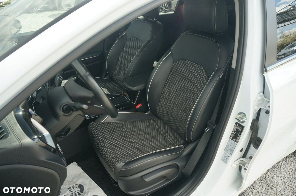 Kia Ceed 1.5 T-GDI Business Line - 22