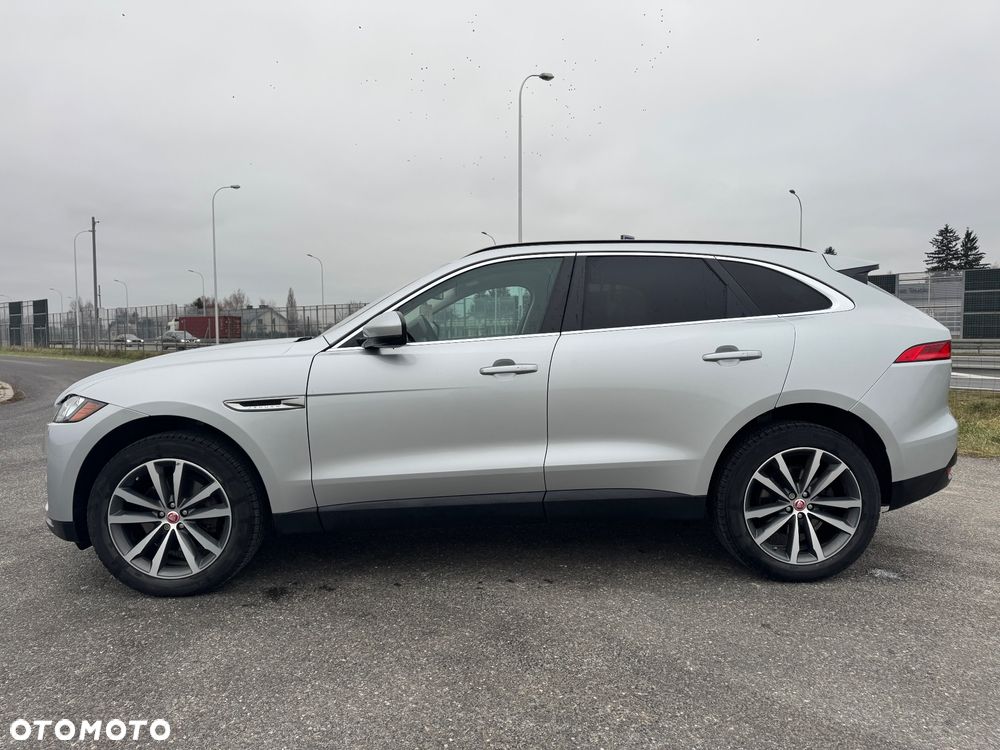 Jaguar F-Pace 2.0 i4P AWD Prestige - 4