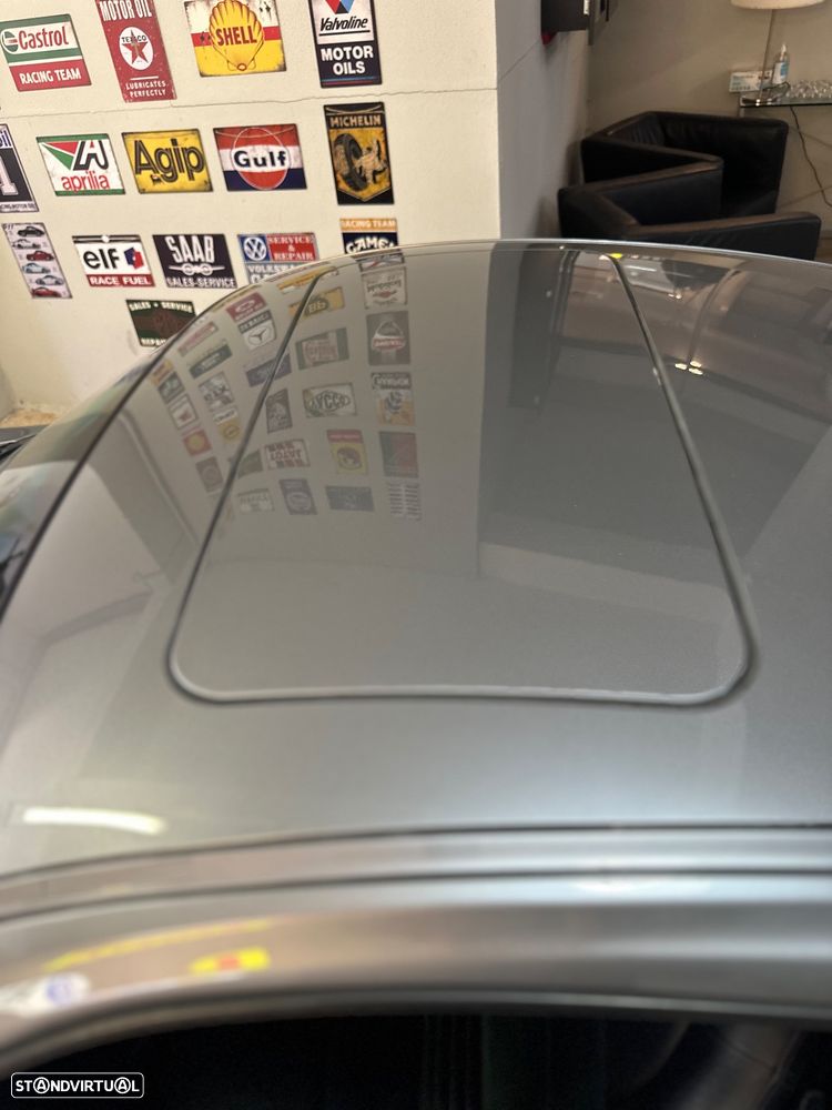 Porsche 911 (996) Carrera 4 - 14