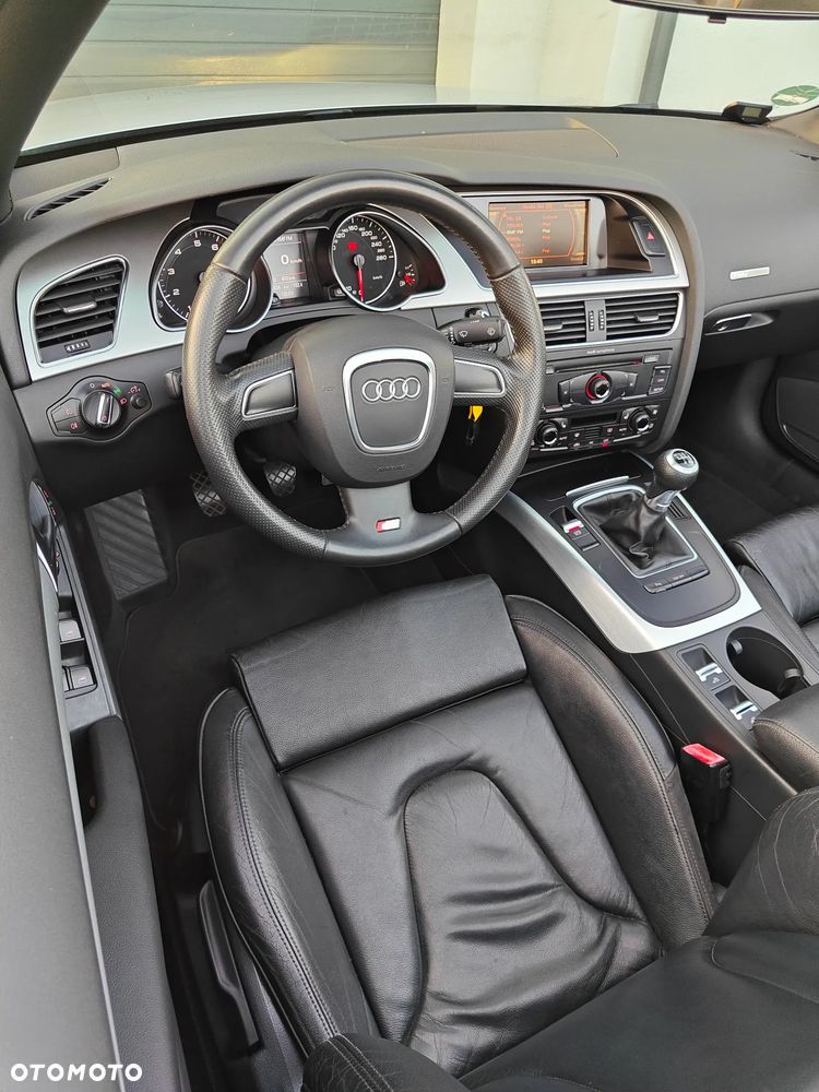 Audi A5 Cabrio - 33