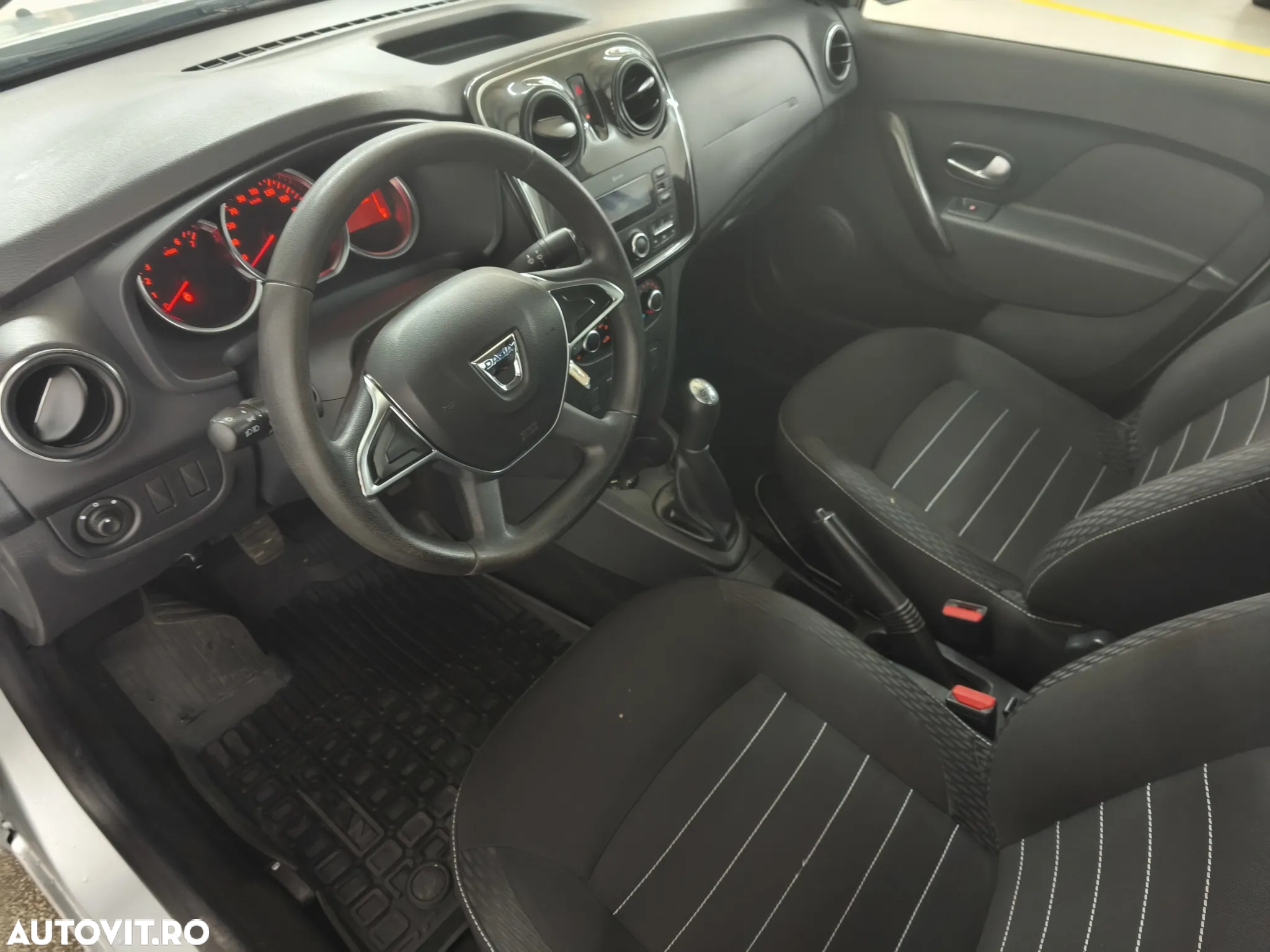Dacia Logan 1.5 Blue dCi Laureate - 10