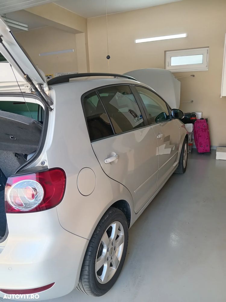 Volkswagen Golf - 14