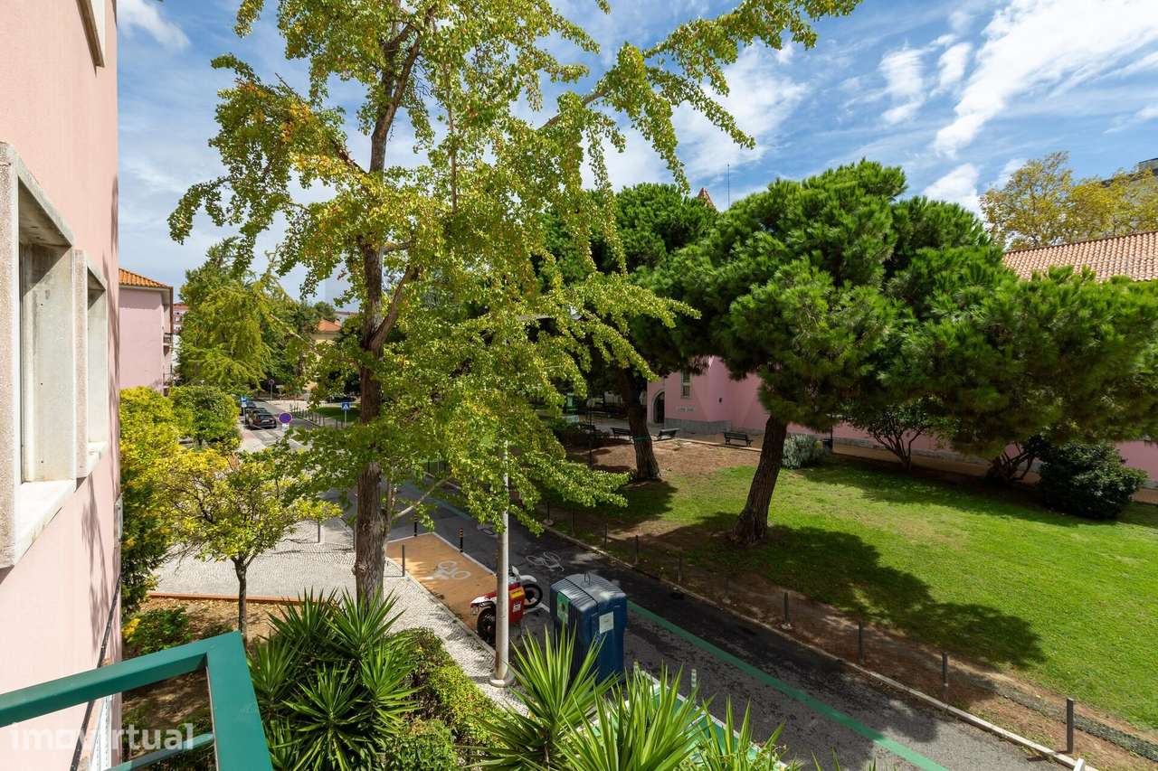 Arrenda espetacular apartamento T3 (4 assoalhadas) em pleno bairro de - Grande imagem: 4/25