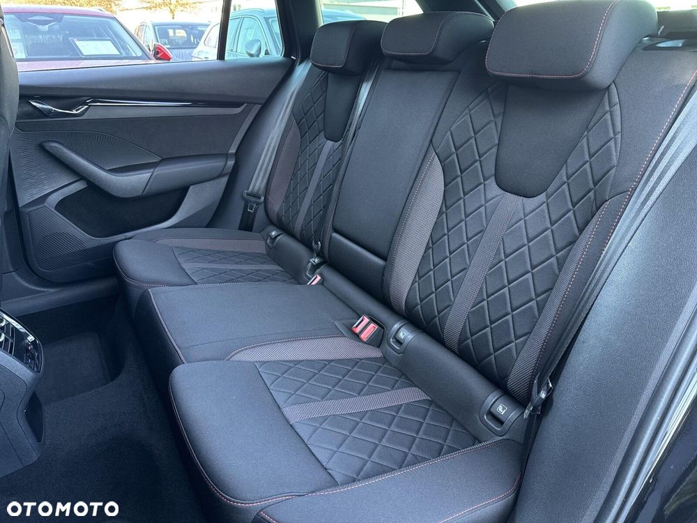 Skoda Octavia 2.0 TDI RS DSG - 13