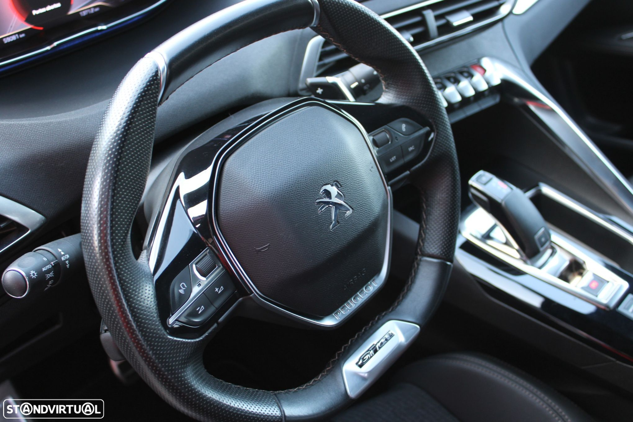 Peugeot 3008 1.2 PureTech GT Line EAT8 - 36
