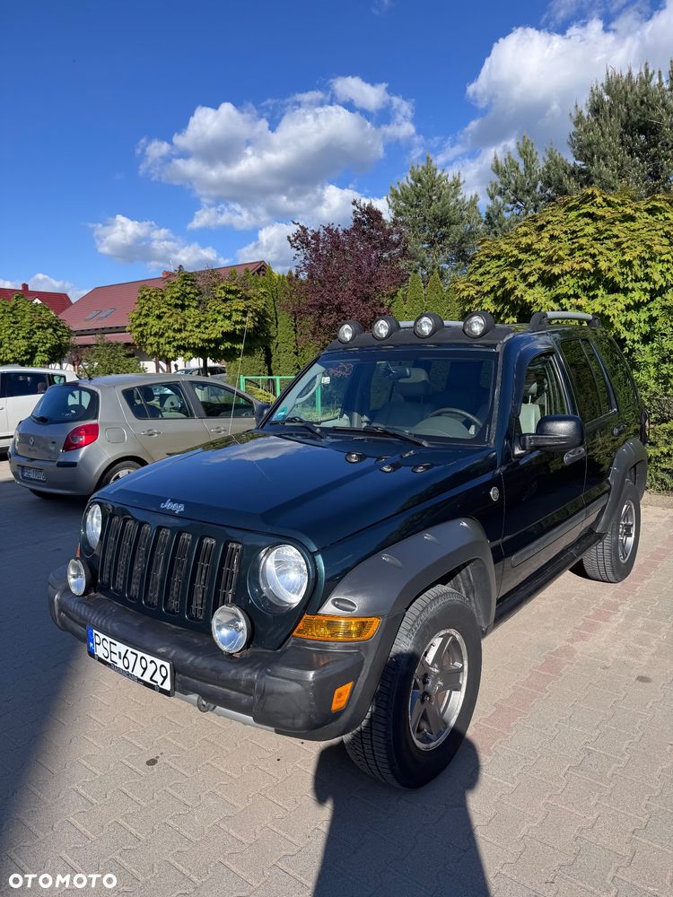 Jeep Liberty - 2