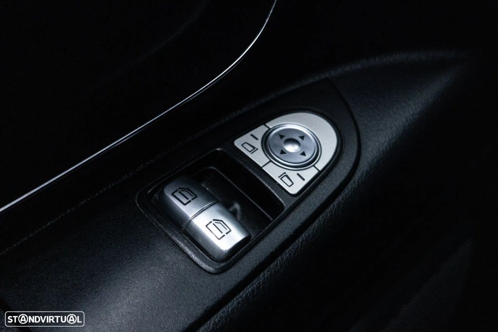 Mercedes-Benz Vito Tourer - 15