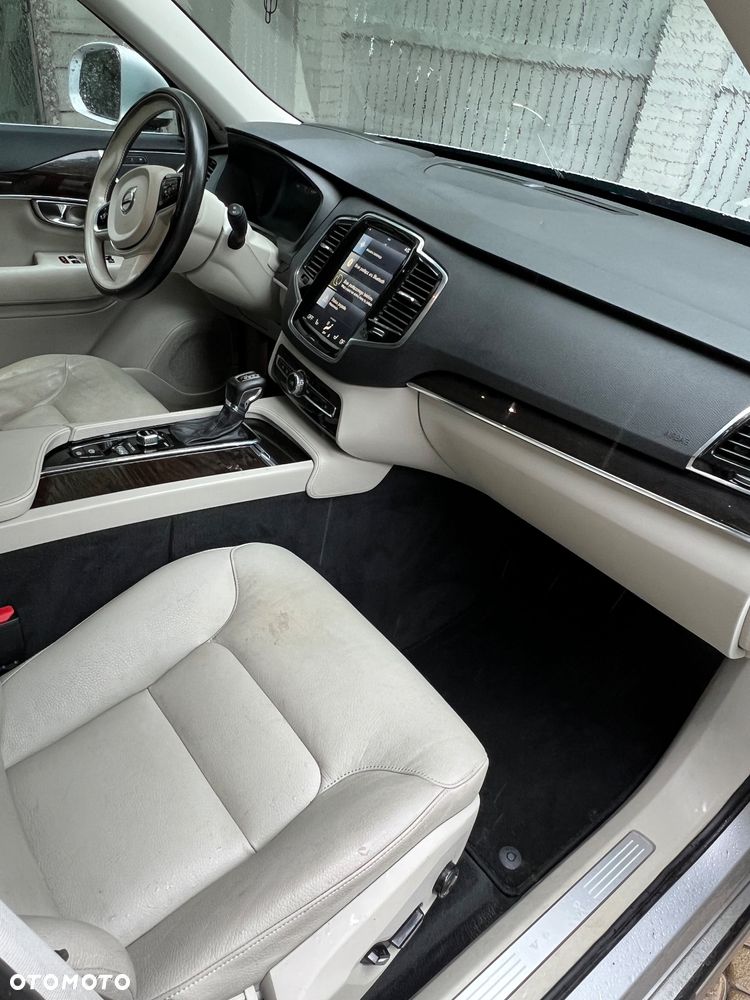 Volvo XC 90 T6 AWD Geartronic Momentum - 8