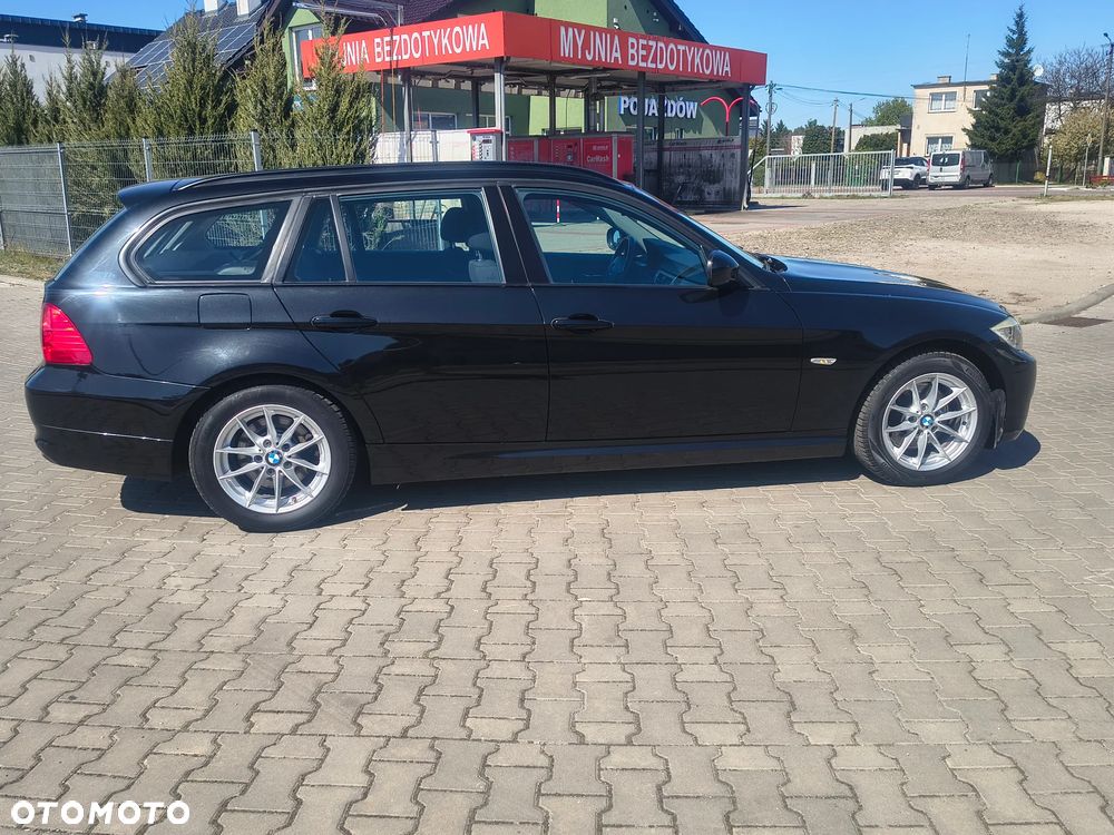 BMW Seria 3 318d DPF Edition Lifestyle - 4