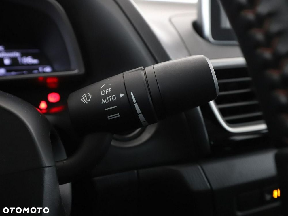 Mazda 3 - 32