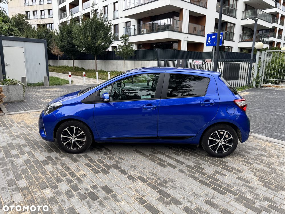 Toyota Yaris 1.5 Premium CVT - 3