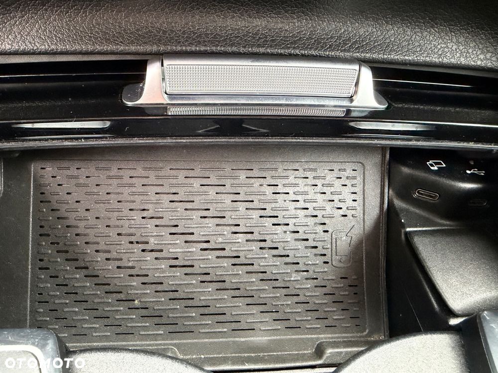 Mercedes-Benz GLE - 22