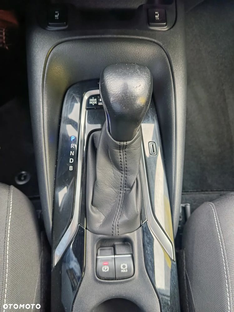 Toyota Corolla 1.8 Hybrid Comfort - 9