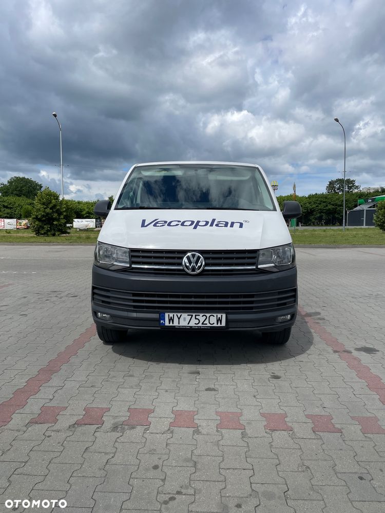 Volkswagen Transporter - 2