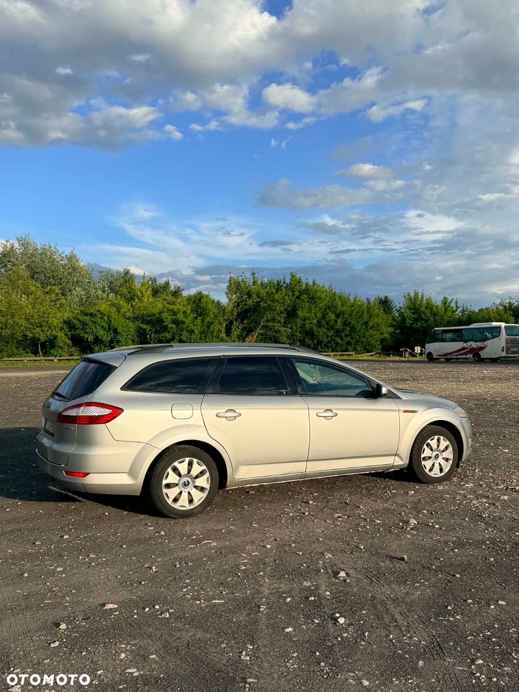 Ford Mondeo 2.0 TDCi Titanium - 10