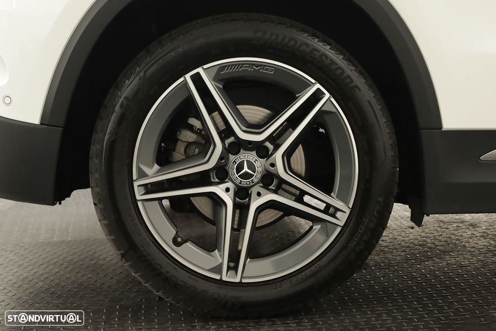 Mercedes-Benz GLA 200 AMG Line - 5