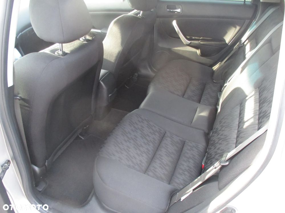 Honda Accord - 24