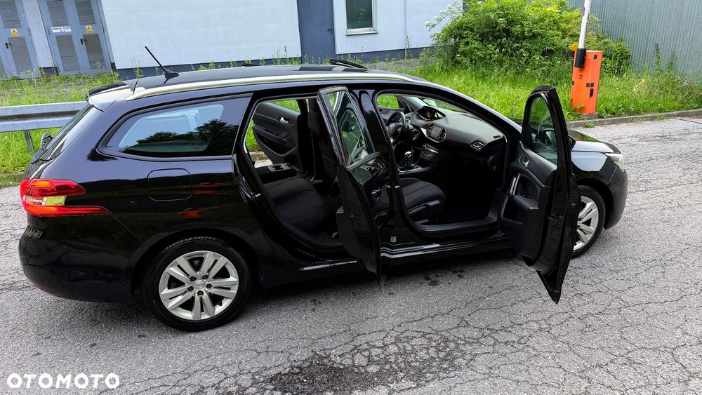 Peugeot 308 PureTech 130 GPF Stop & Start Active Business-Paket - 11