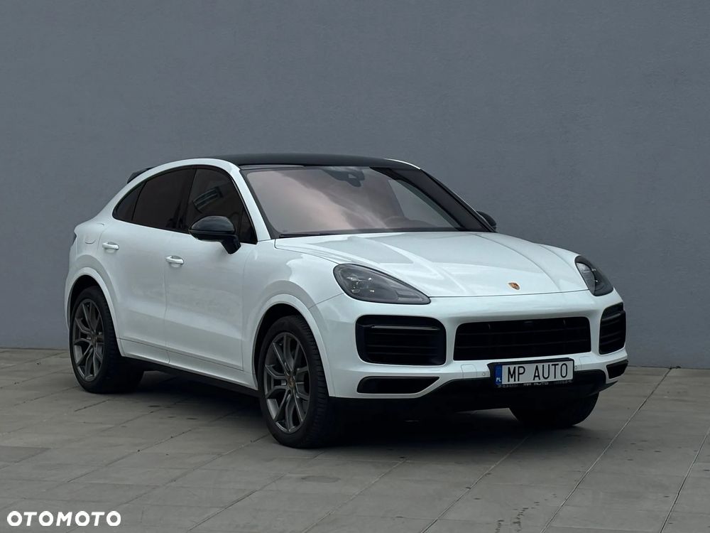Porsche Cayenne Coupe Platinum Edition - 3