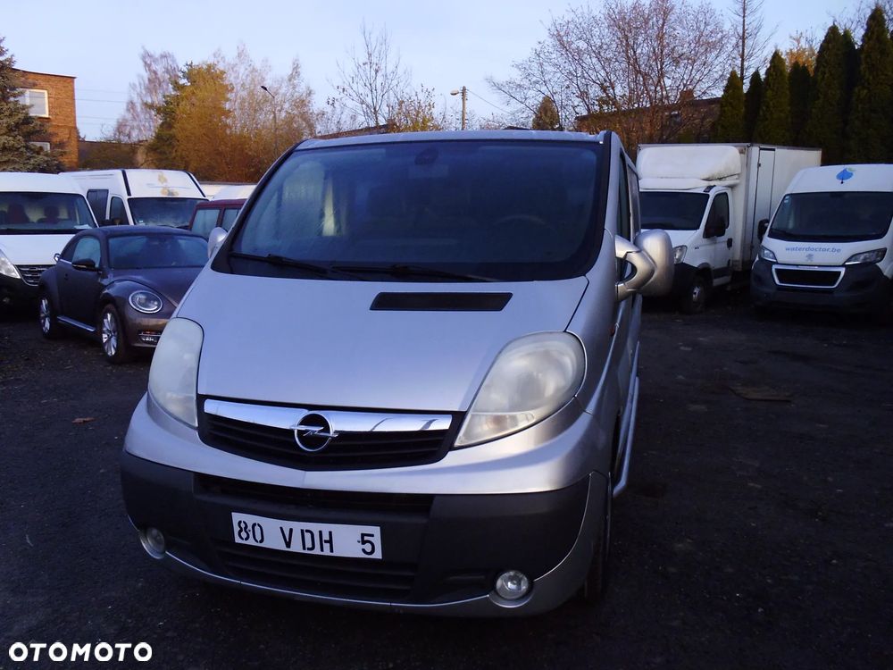 Opel vivaro - 2