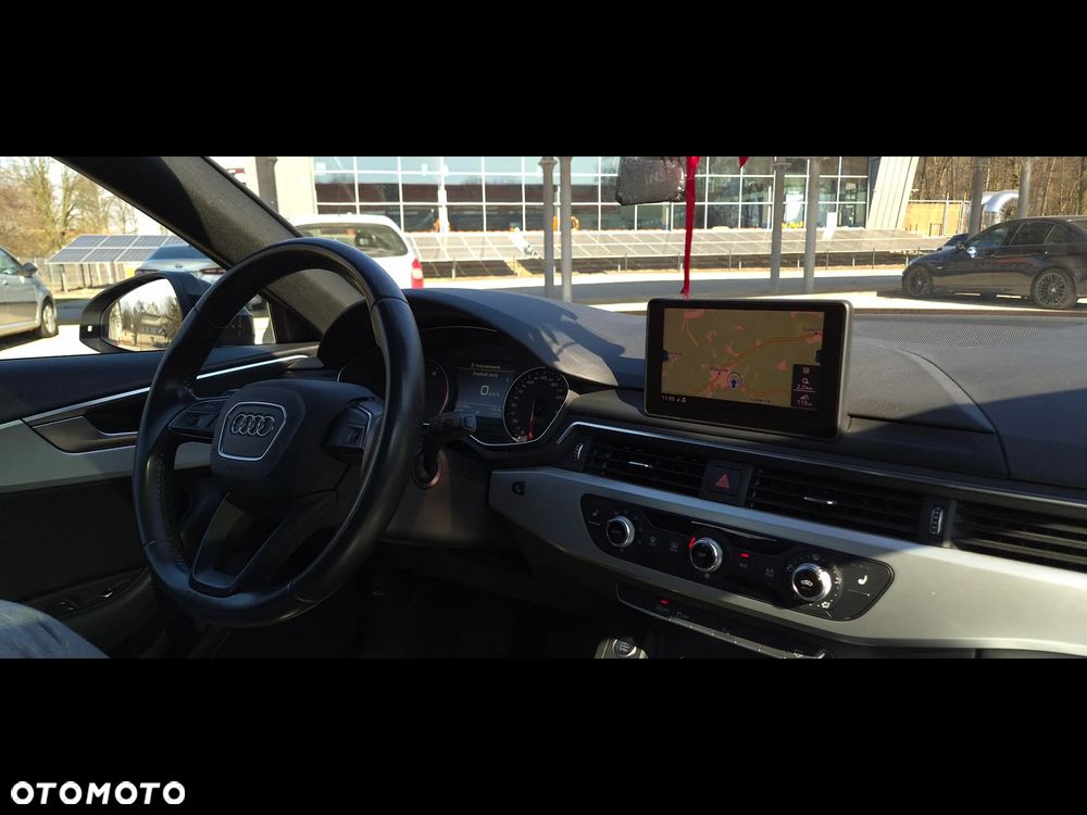 Audi A4 Avant 2.0 TDI S tronic - 13