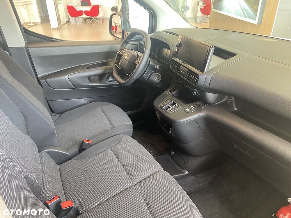 Toyota Proace City - 15
