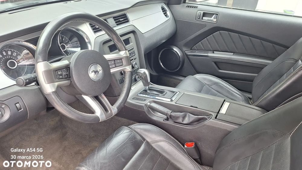 Ford Mustang 3.7 V6 Premium - 9