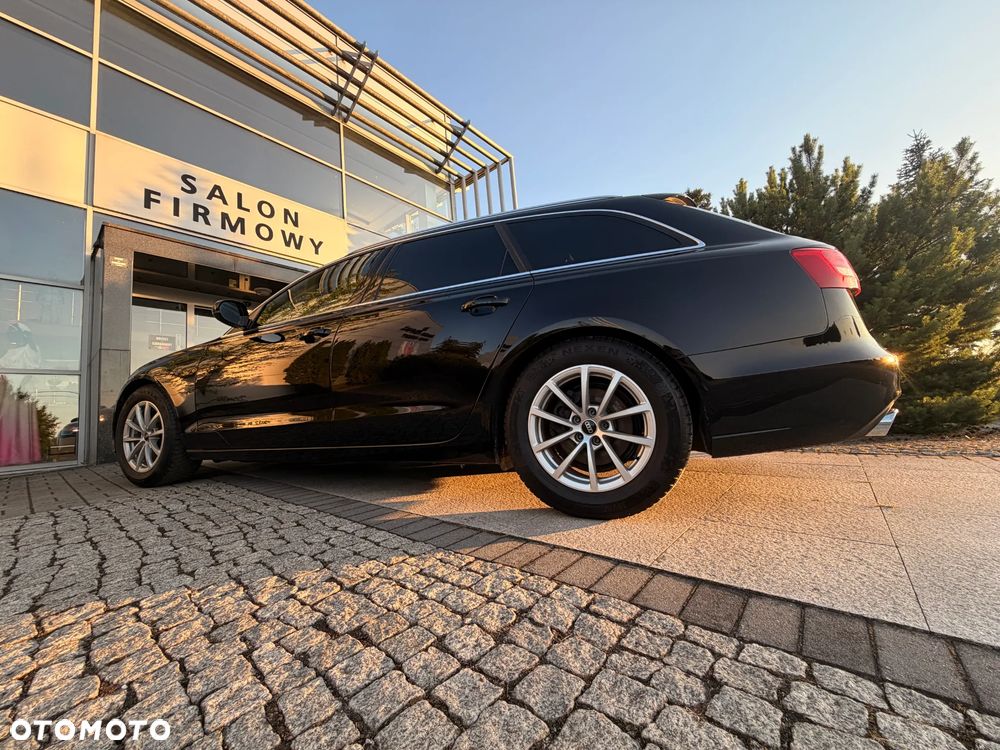 Audi A4 Limousine - 32