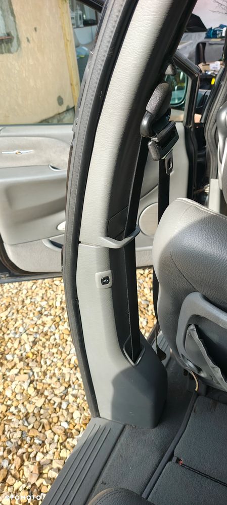 Chrysler Grand Voyager 2.8 CRD Limited S&G - 22