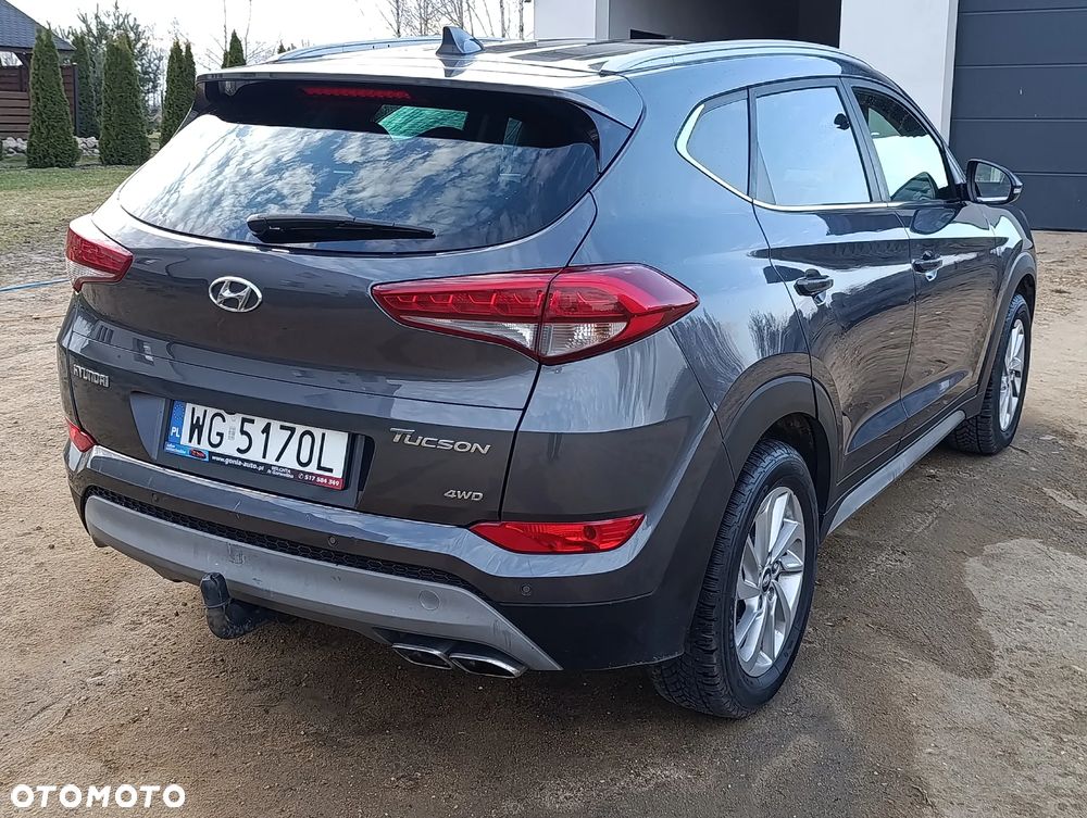 Hyundai Tucson 2.0 CRDI 4WD Style - 6