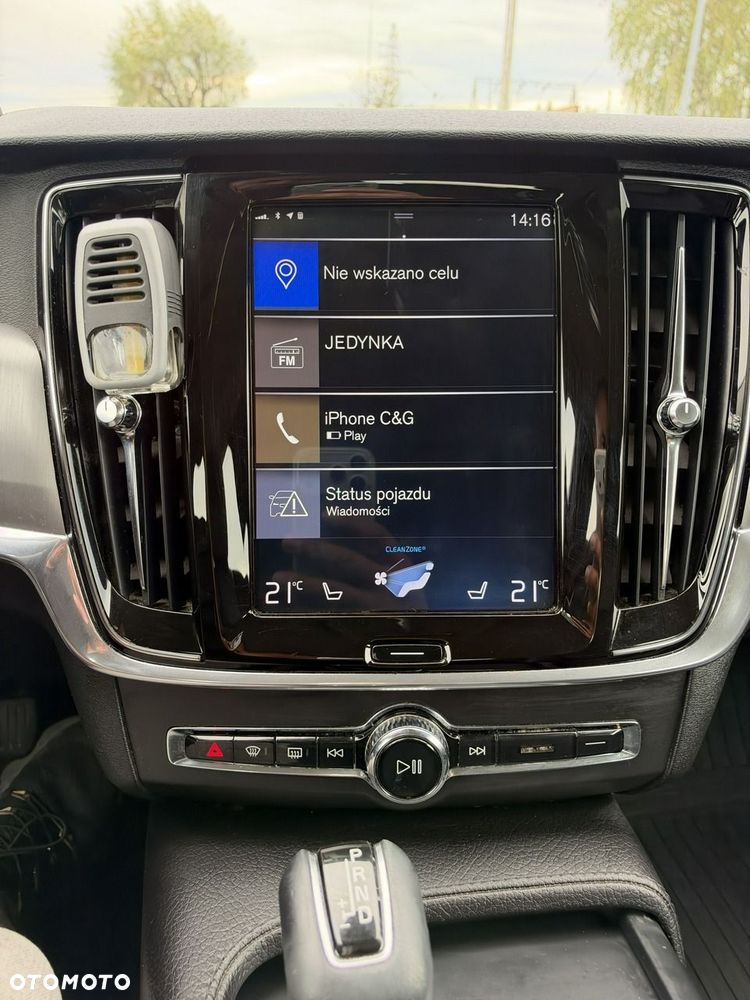 Volvo V90 D4 Momentum - 18