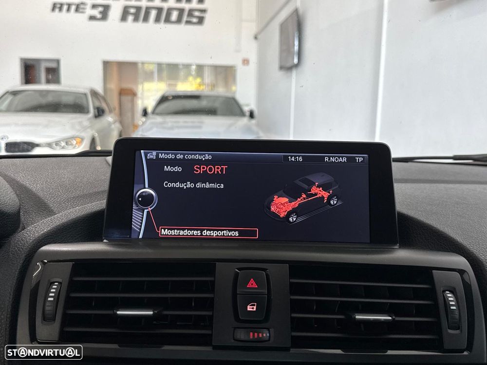 BMW 125 d Pack M - 32