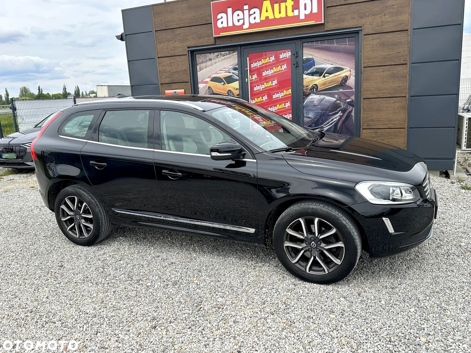 Volvo XC 60 D4 AWD Summum - 1