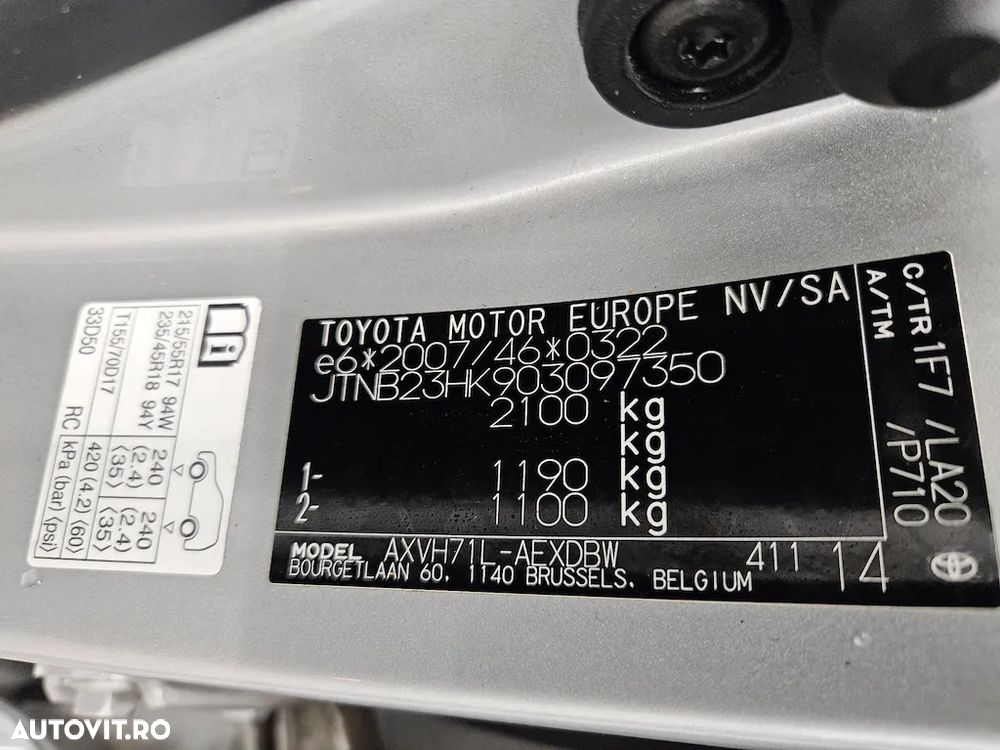 Toyota Camry 2.5 Exclusive - 24