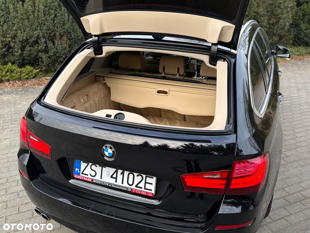 BMW Seria 5 520d xDrive - 34