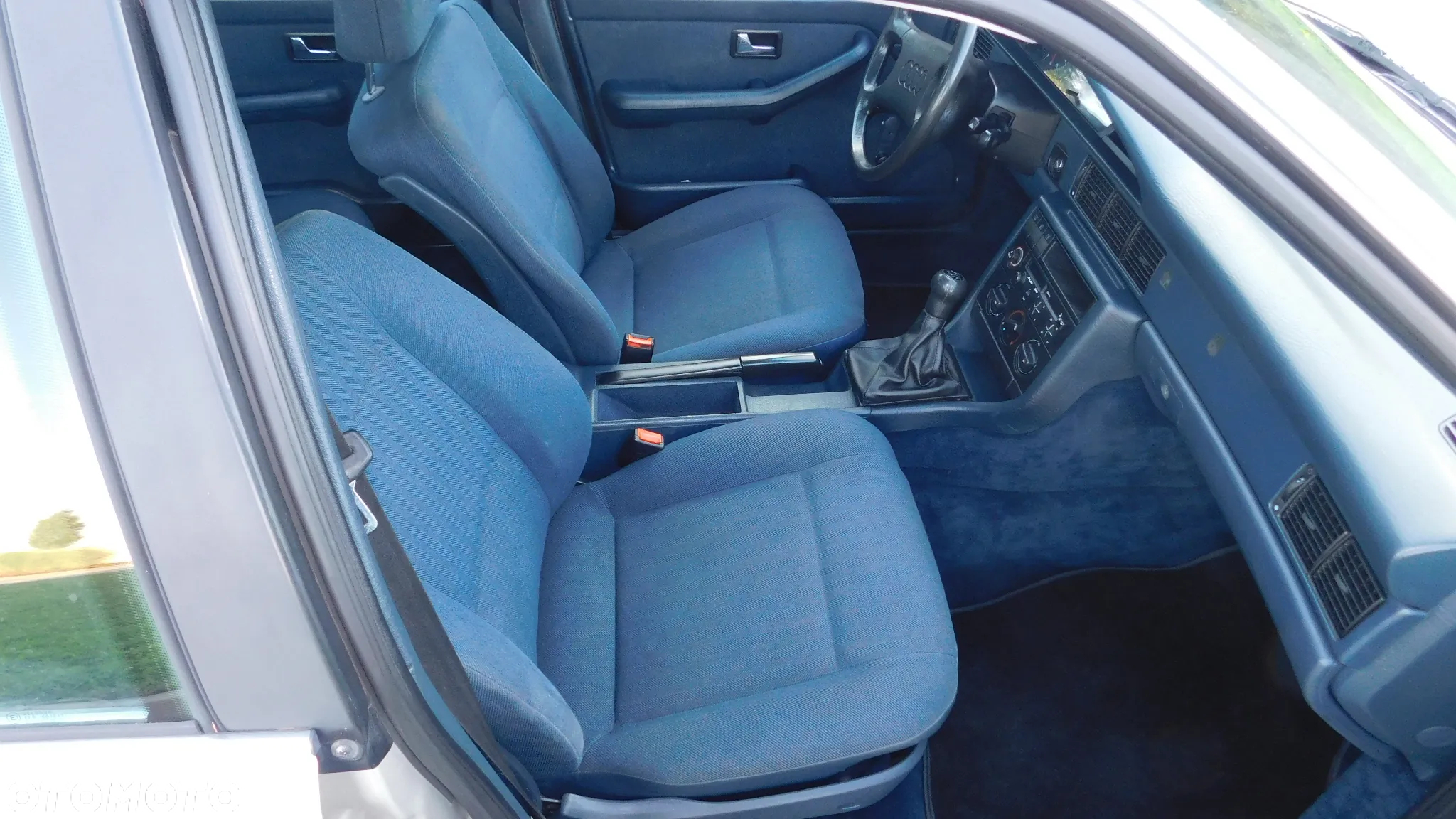 Audi 100 1.8 E - 9