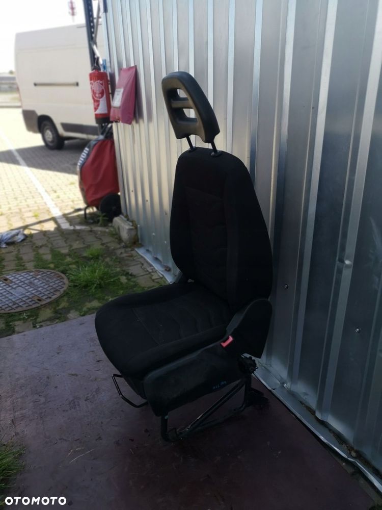 Fotel Pasażera Iveco Daily 2014- Pojedynczy Jedynka - 2