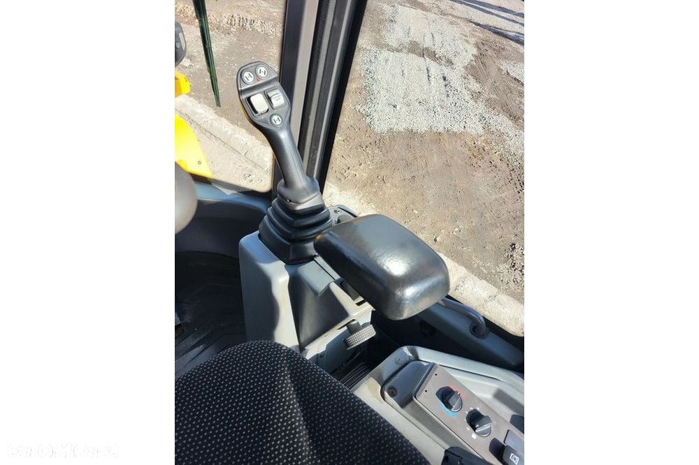 Volvo L35G - 19
