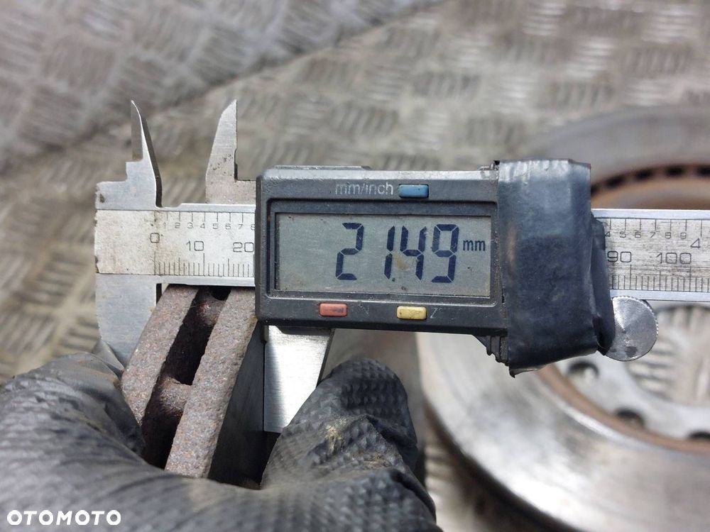 TARCZE HAMULCOWE PRZÓD + KLOCKI VOLKSWAGEN GOLF V 1.4 FSI - 6