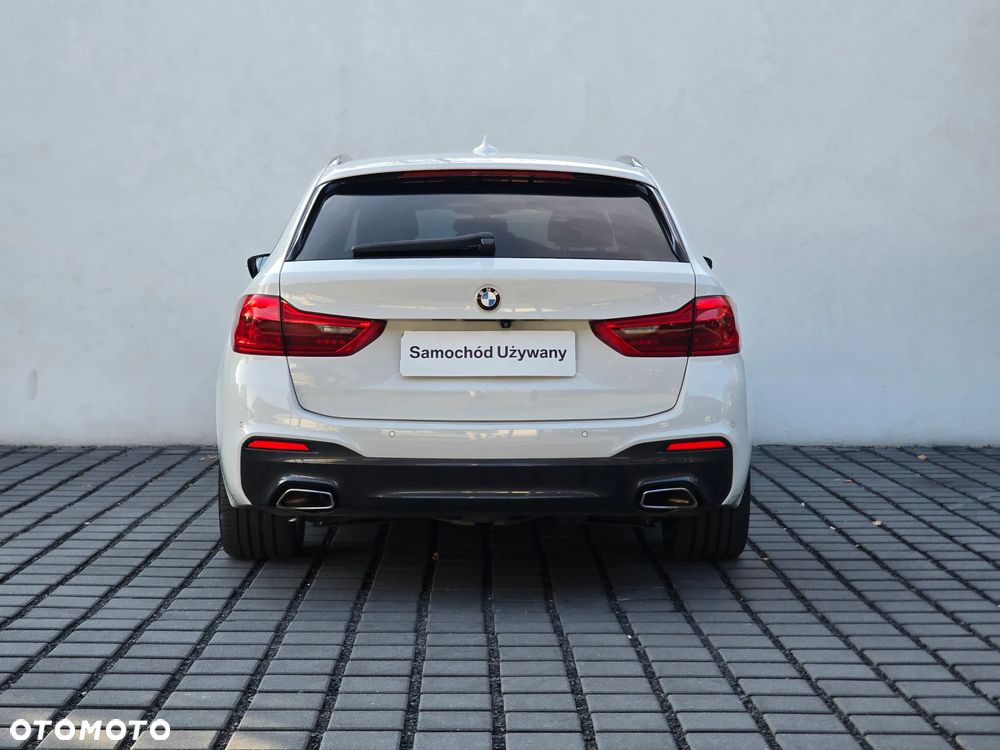 BMW Seria 5 2017 photo 4