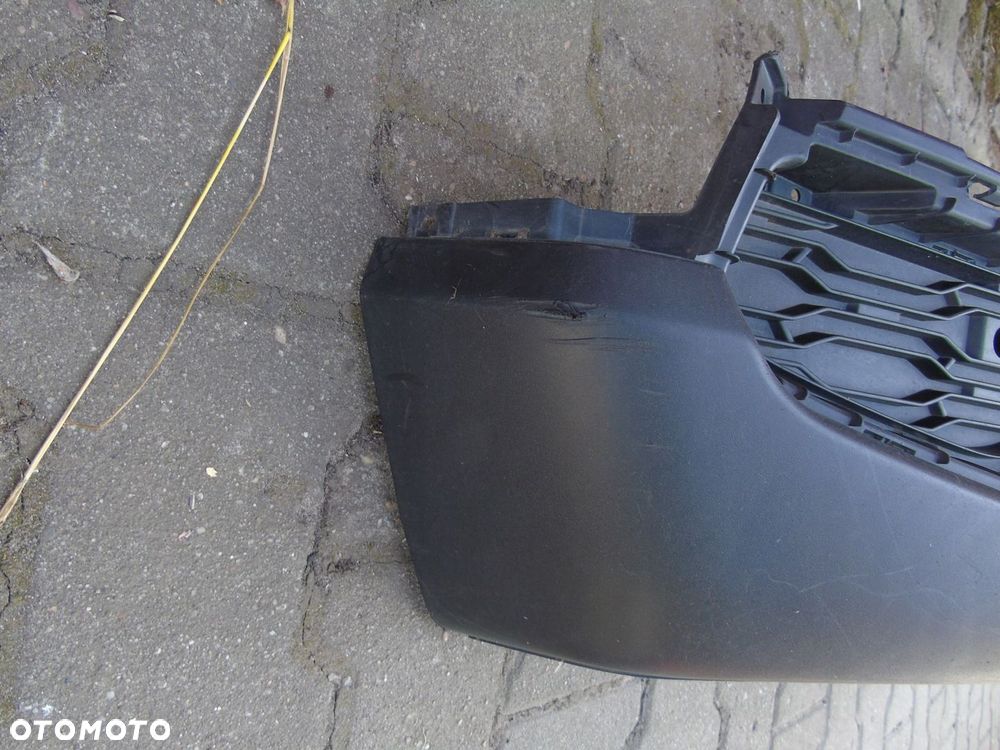 SSangYong Rexton II zderzak przedni 7871236000 - 6