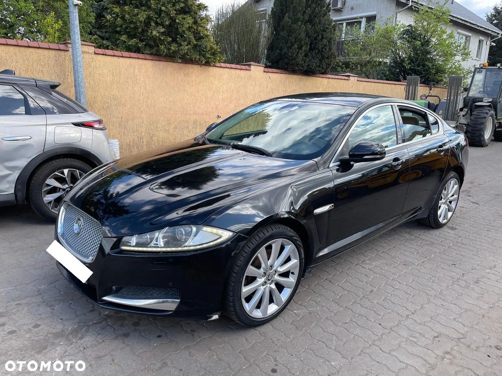 Jaguar XF - 29