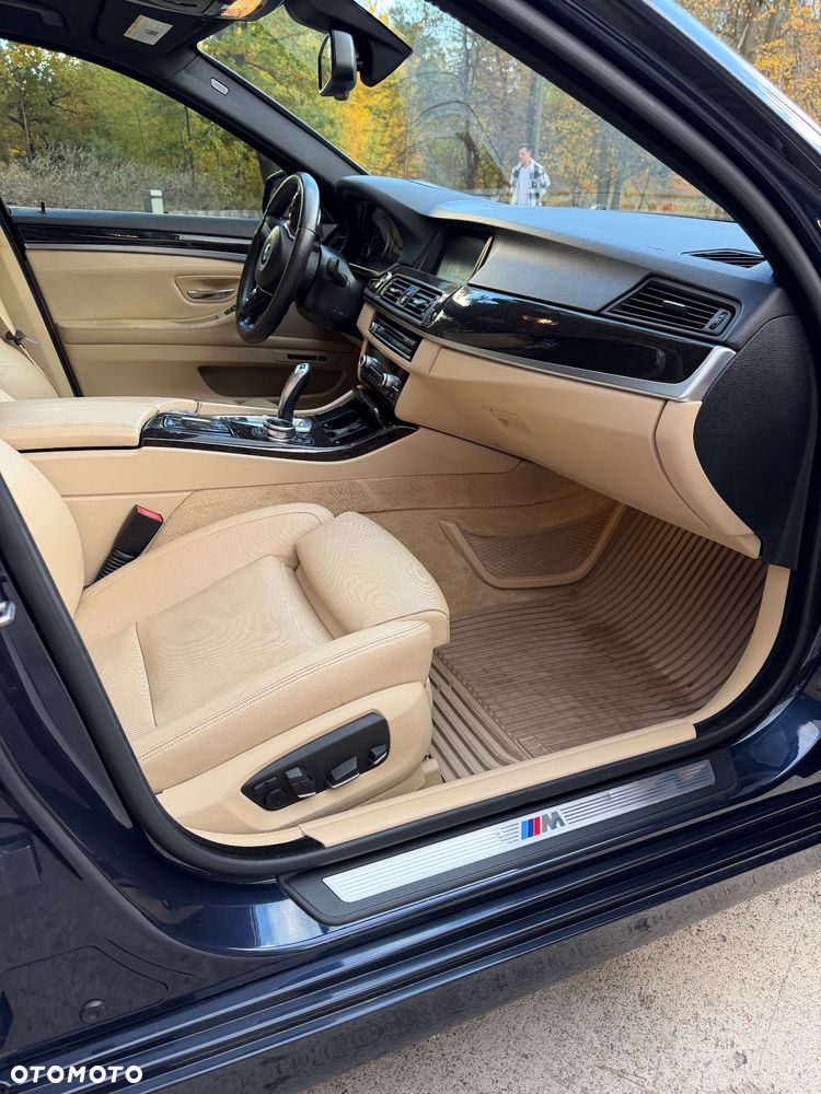 BMW Seria 5 535i xDrive - 19