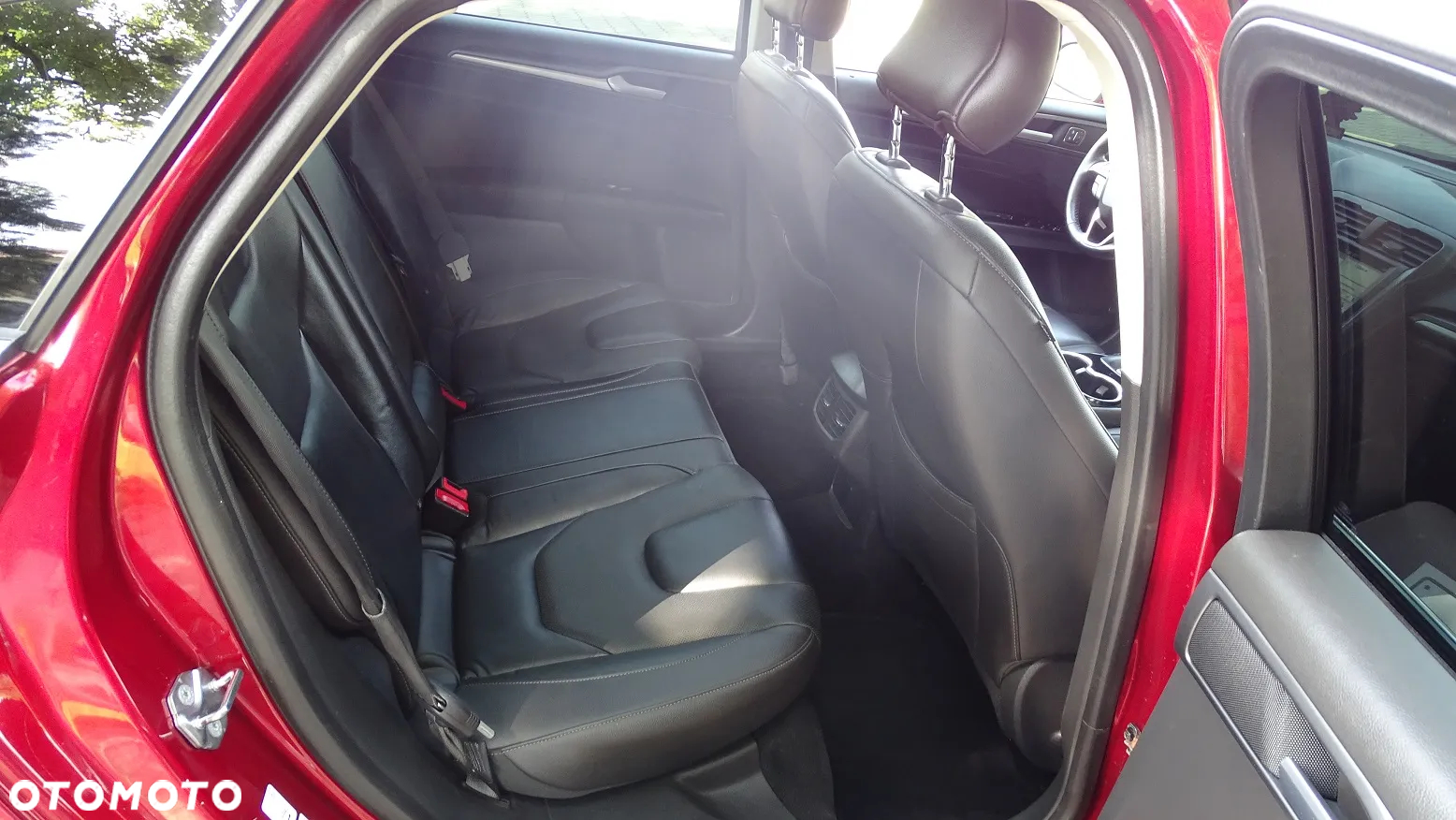 Ford Mondeo Turnier TDCi Bi-Turbo PowerShift-Aut Vignale - 13