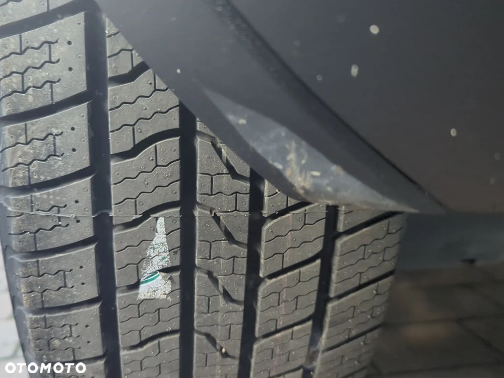 Peugeot 3008 1.2 PureTech Allure S&S EAT6 - 31