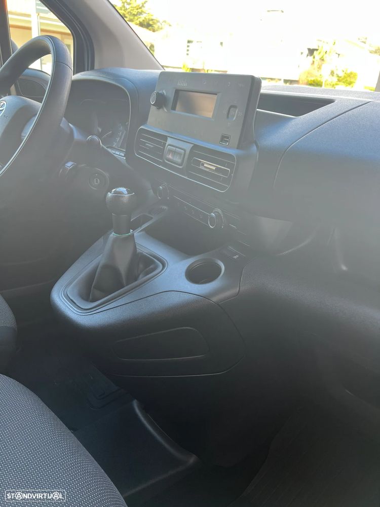 Toyota Proace City - 10