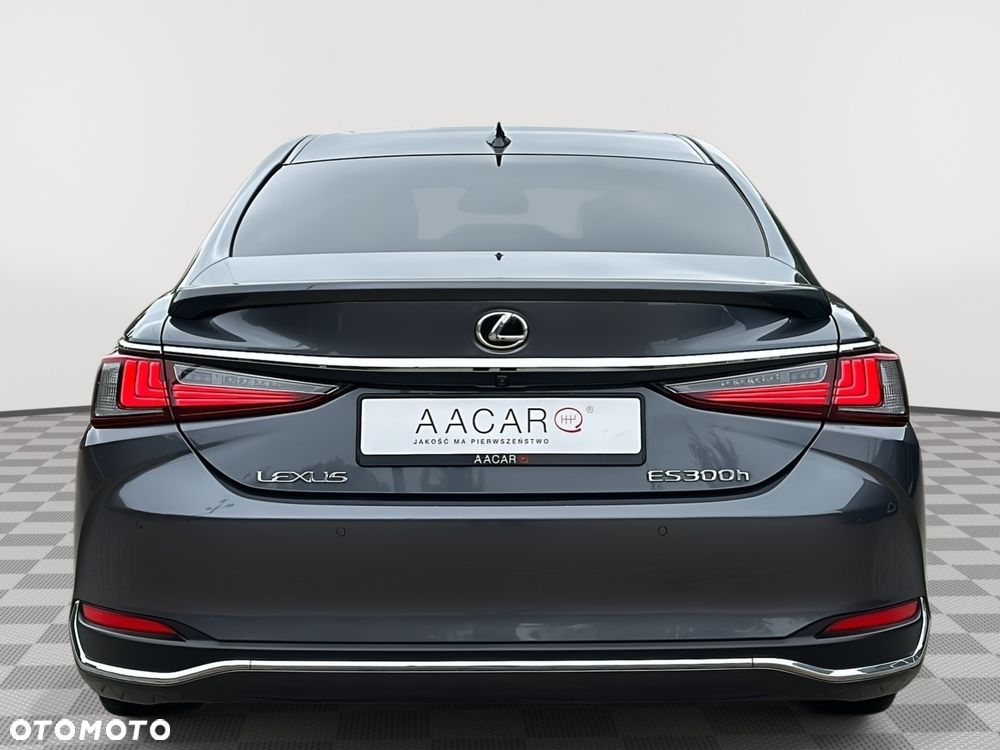 Lexus ES 300h Business Edition - 3