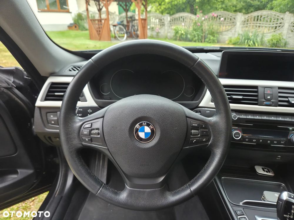 BMW 3GT 318d Business Edition - 16